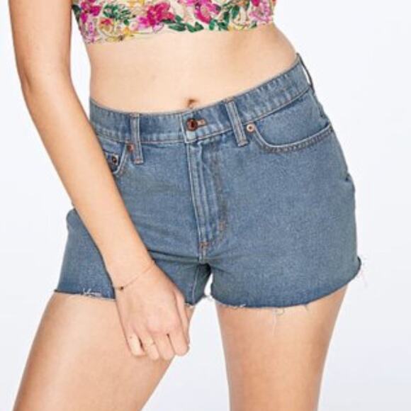 Pink Victoria Secret High Waisted Denim Shorts Size 25 - Picture 2 of 8